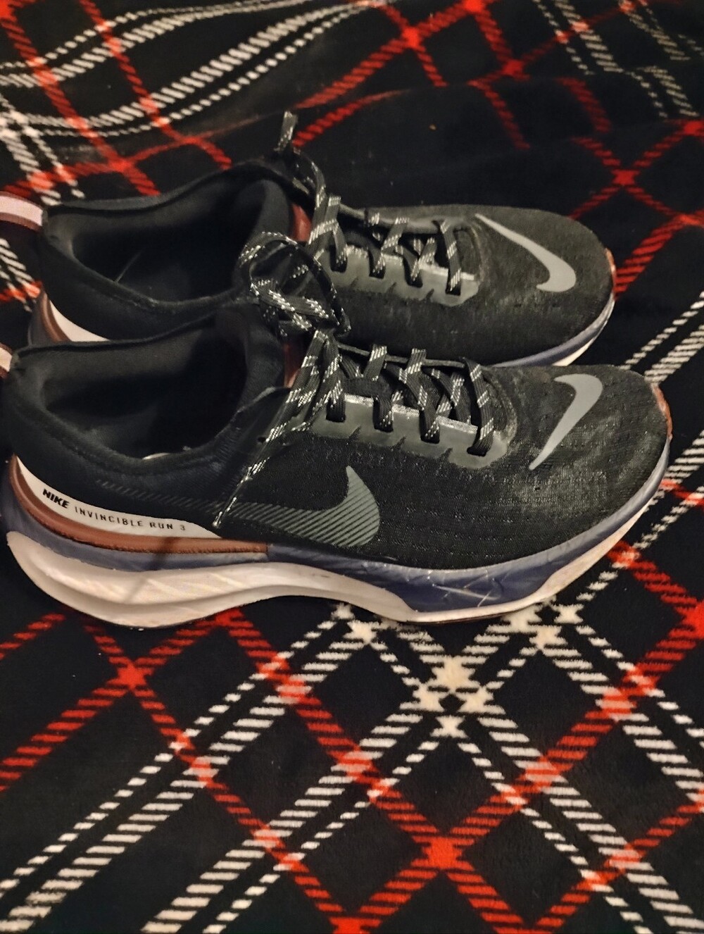 Women's Nike Invincible Run 3 Zoomx Sneakers Size 9.5